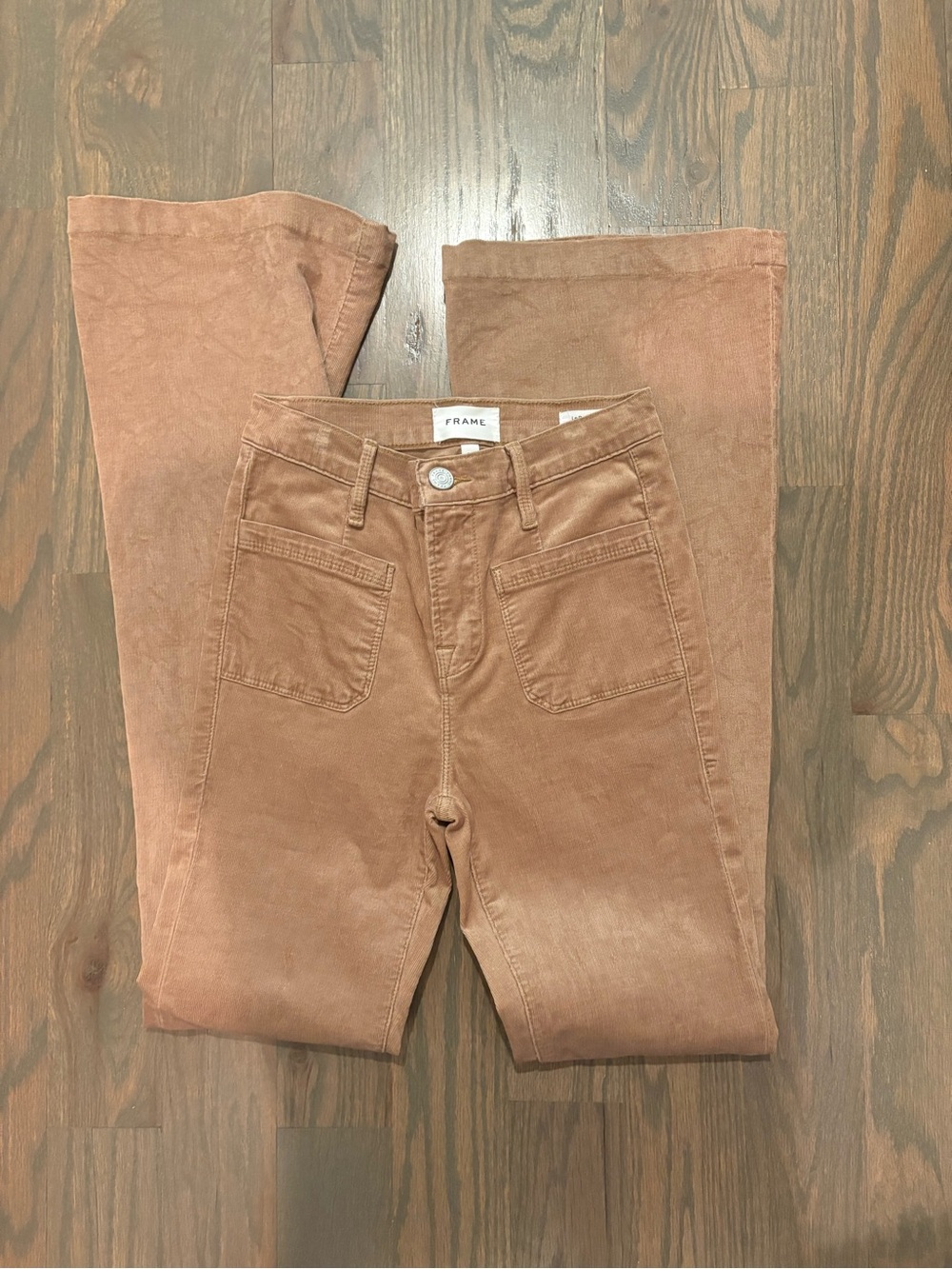 Frame Le Bardot Flare jeans